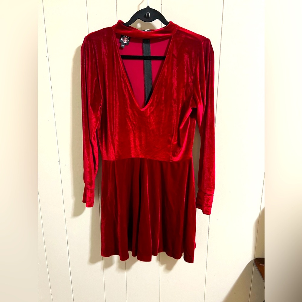 Eye candy UK brand XL red velvet v neck mini red velvet dress stretch mod retro
